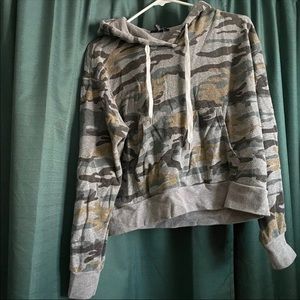 Camouflage Pull-Over Sweatshirt